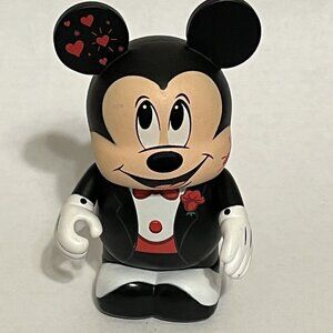 Disney Parks Mickey Mouse Valentine's Day 2015 Vinylmation Eachez LE 2250   3" H